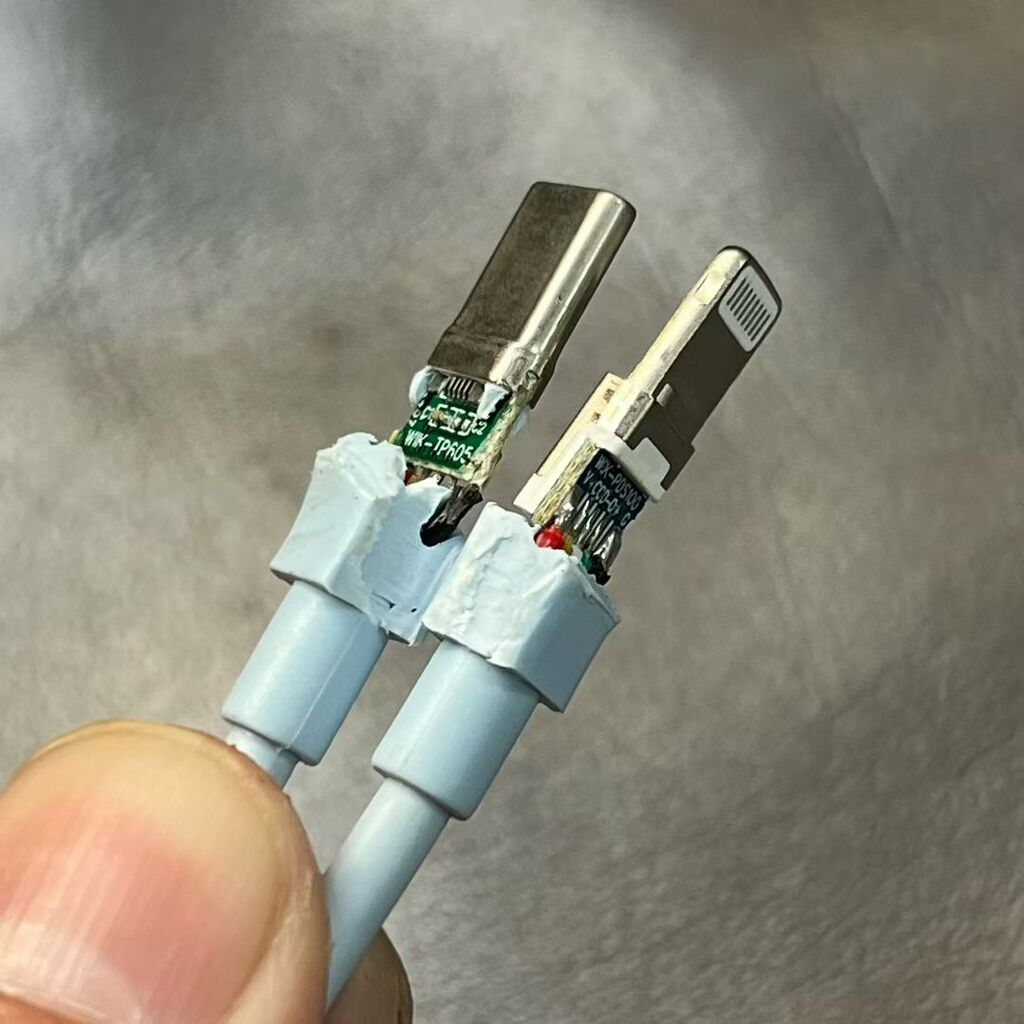 Cáp sạc nhanh 1.8M iPhone C to Lightning hàng nhà máy chưa in logo, ko hộp màu tím - Ảnh 2