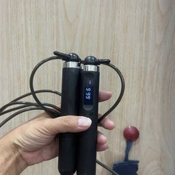 DÂY NHẢY THÔNG MINH CÓ BỘ ĐẾM VÀ ĐO THỜI GIAN