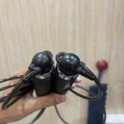 DÂY NHẢY THÔNG MINH CÓ BỘ ĐẾM VÀ ĐO THỜI GIAN