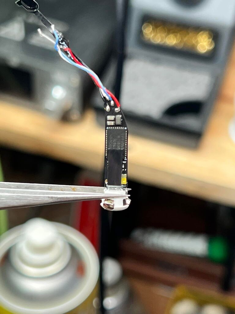 Tai nghe airpods 4 hổ vằn chip 1563e fake - Ảnh 4