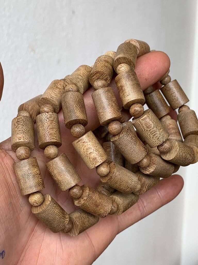 Vòng trầm đốt trúc
