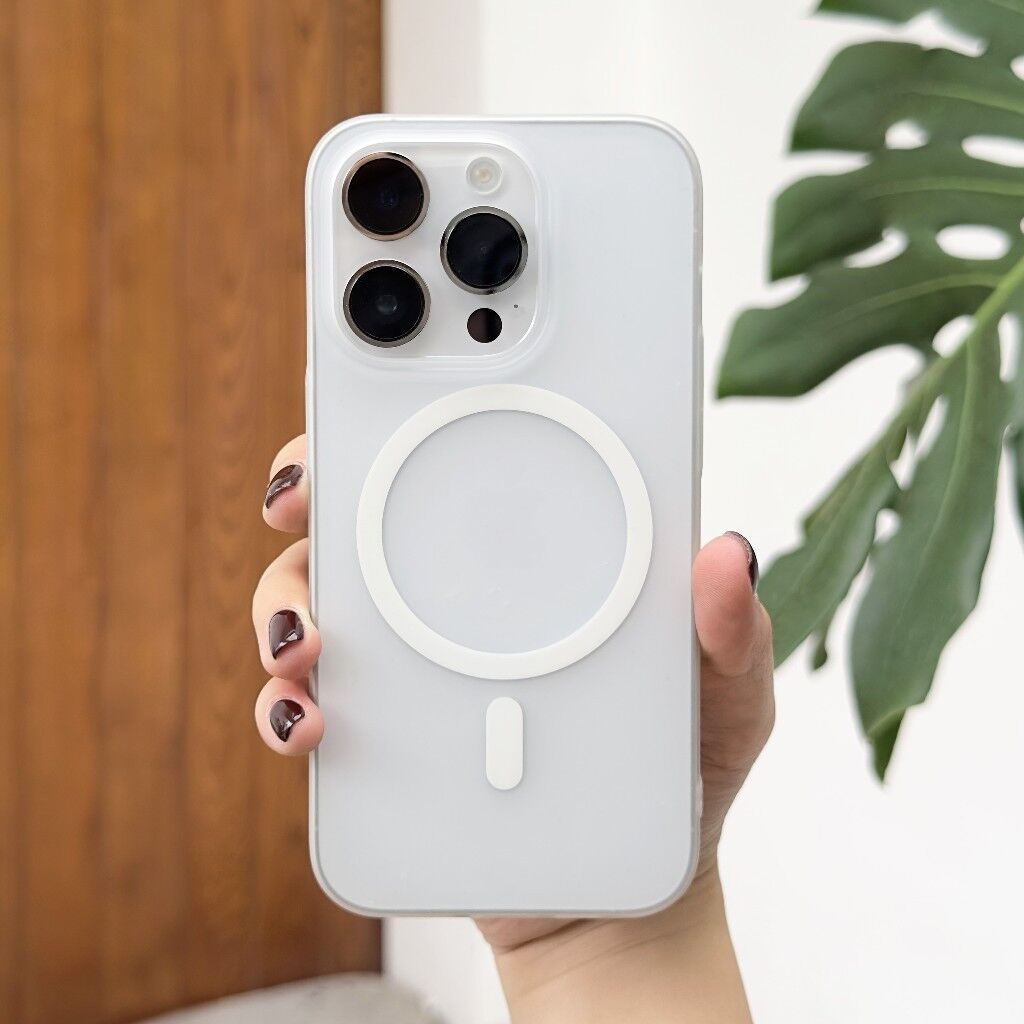 Ốp iPhone siêu mỏng chỉ 0.5mm - 1920Store Slim, Từ Tính, Nhám mờ, Nhựa cứng, Chống bám bẩn, Chống Ố 