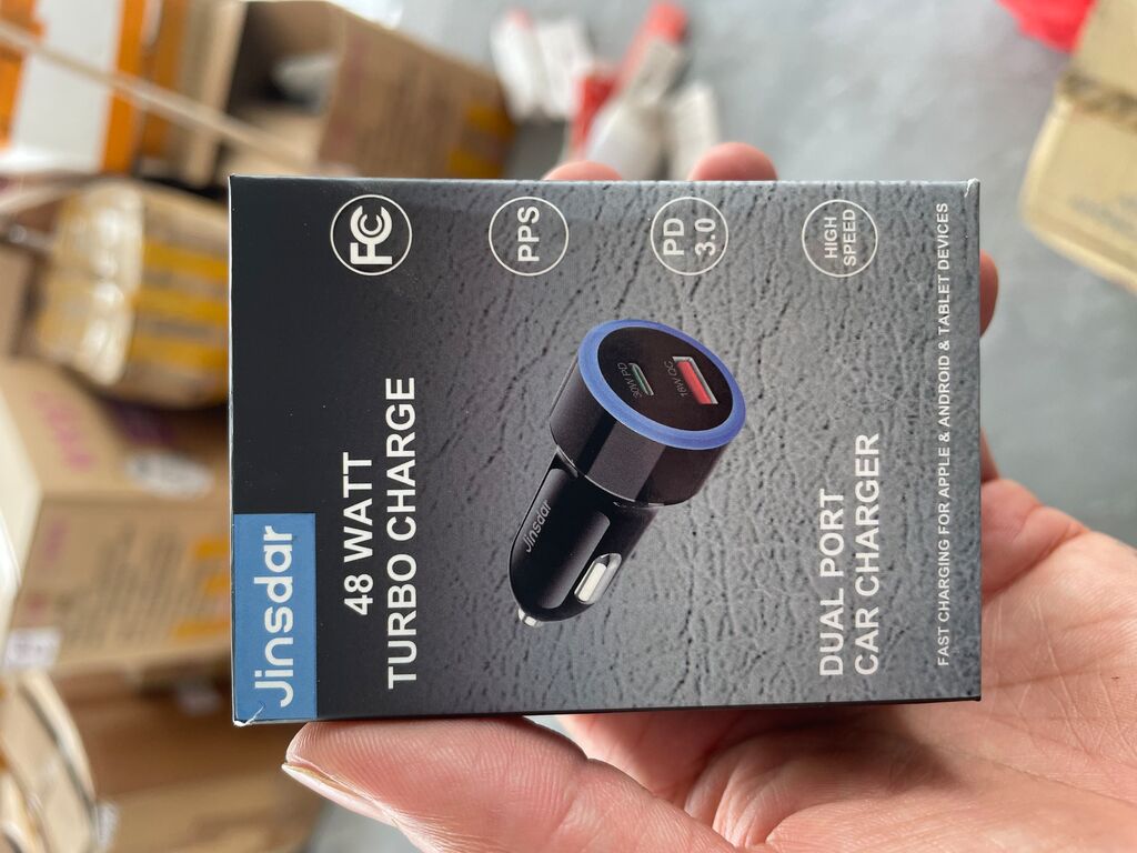 Tẩu sạc siêu nhanh trên ô tô Jinsdar 48w 2 cổng pd và usb