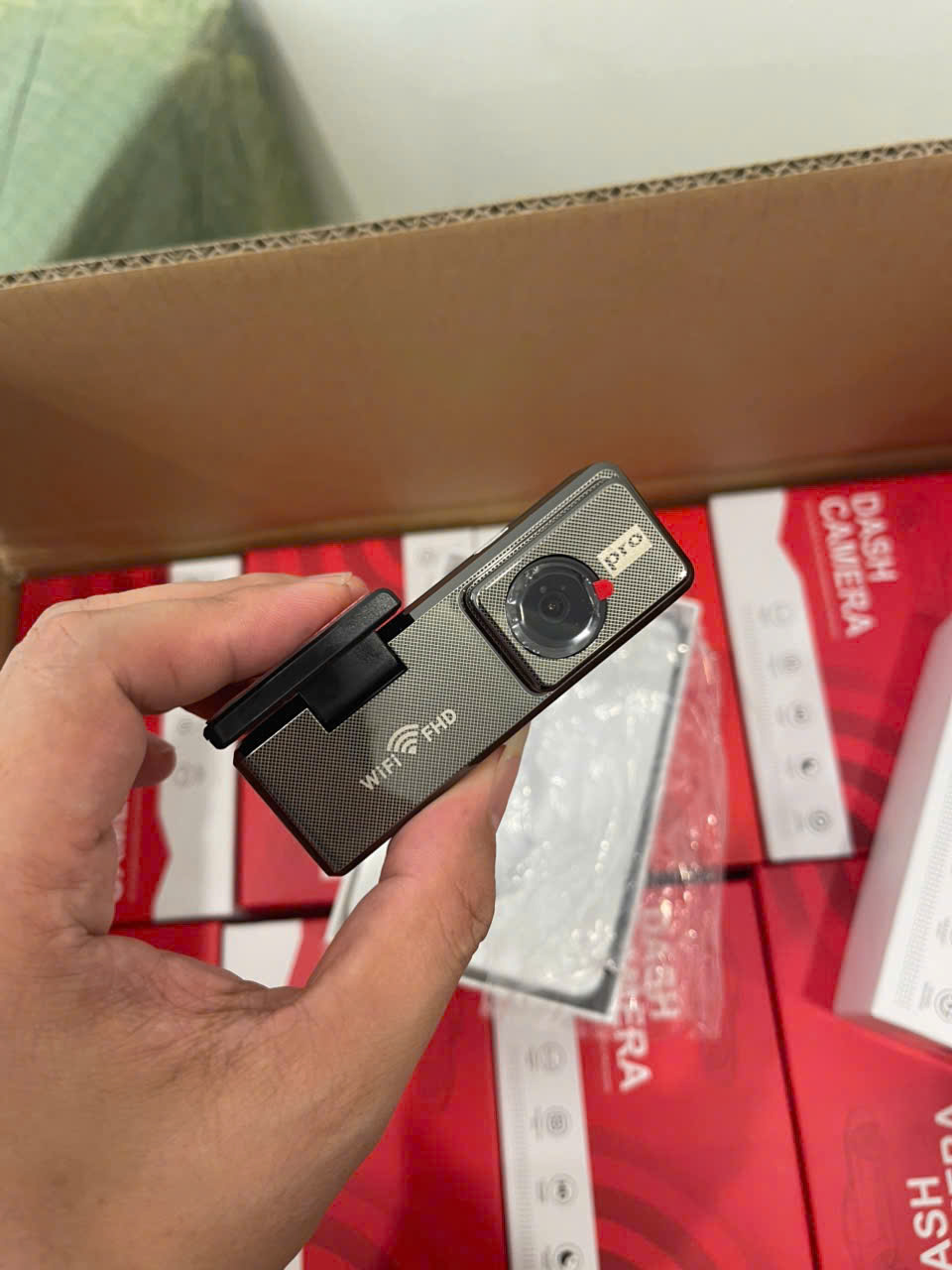 Camera hành trình WIFI V9 PRO - Bản Xịn Full HD (Trợ Sáng) - Góc Rộng 170 
