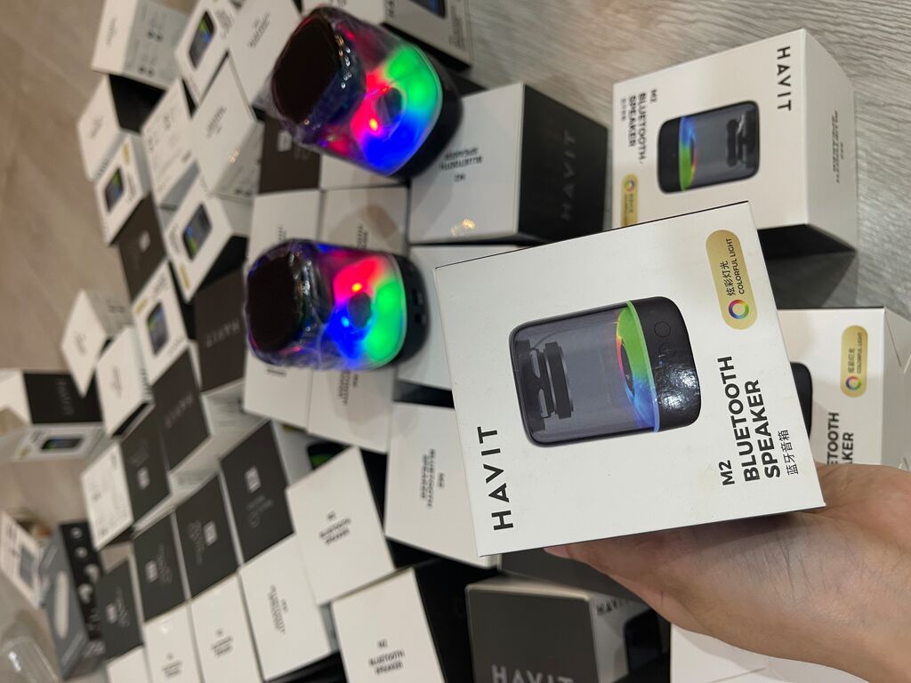 Loa TWS M2 hãng HAVIT, Bluetooth 5.1, công suất 3W, đèn RGB