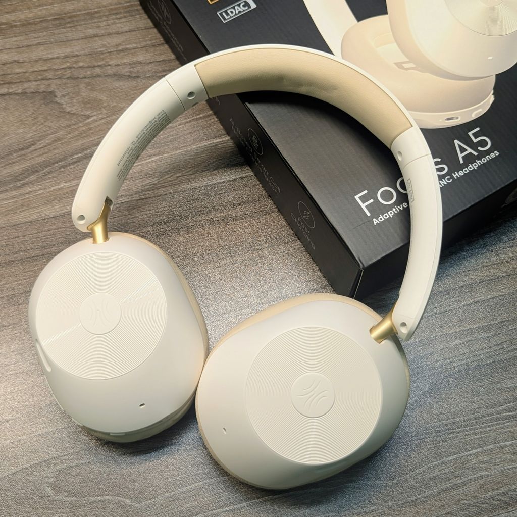 Tai nghe Headphone OneOdio Focus A5 Bluetooth 5.4 dùng cho DJ, chống ồn ANC. - Màu KEM