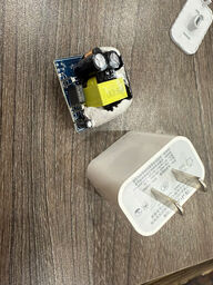Sạc nhanh PD30w hãng BXE có PD và PPS, Model: PD30w Charger