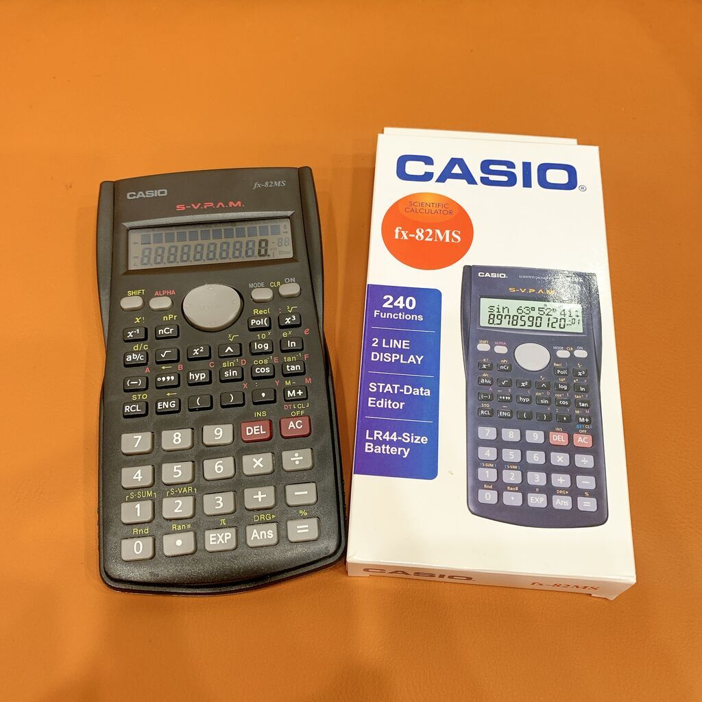 Máy tính cầm tay Casino FX - 82 MS