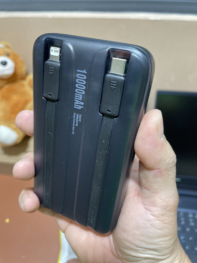 Pin dự phòng Baseus 10.000mAh sạc nhanh 22,5W liền 2 cáp - PPMD10 -  (C + L) Đen 