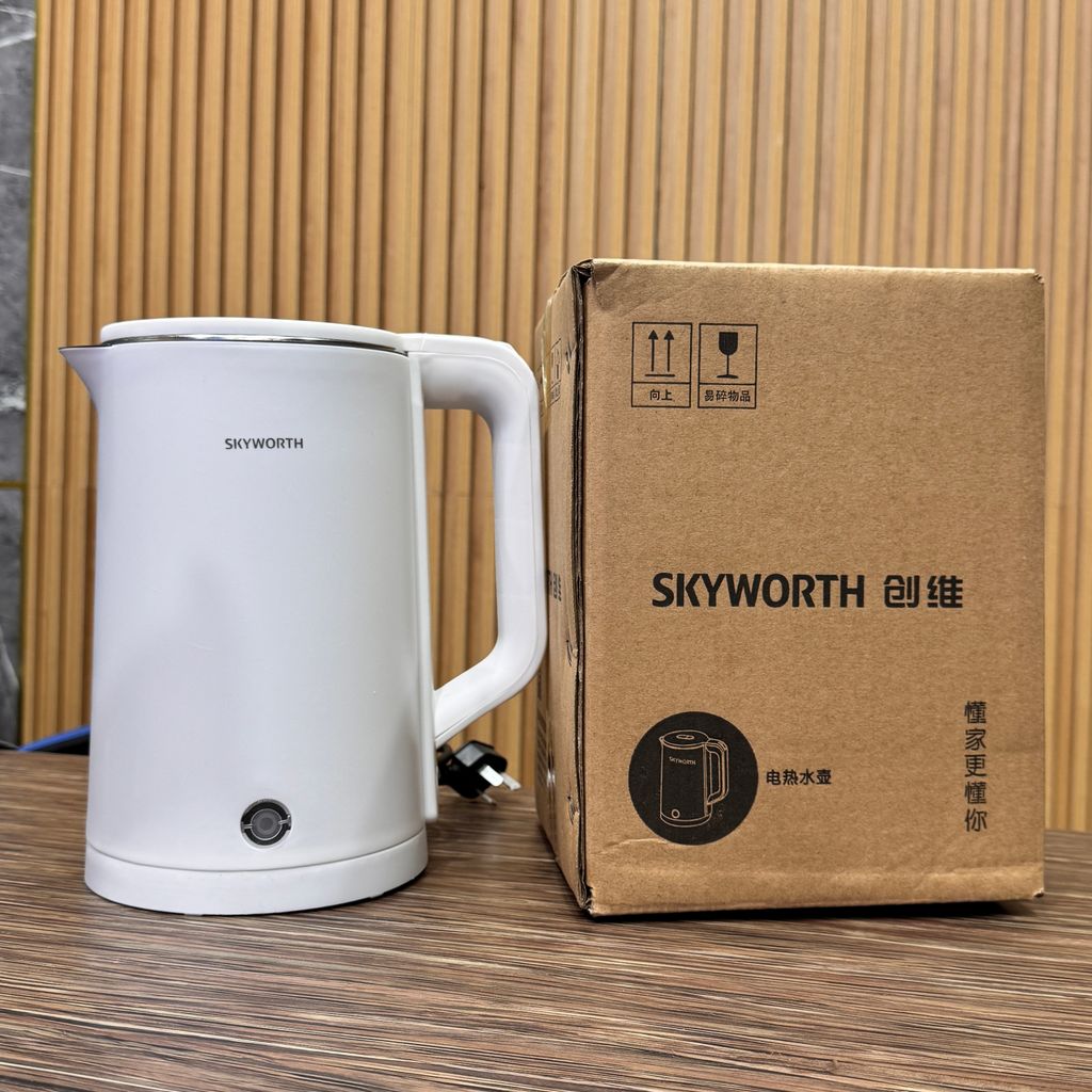 Ấm đun nước siêu tốc hãng SKYWORTH S139, dung tích 2L, ruột inox 304