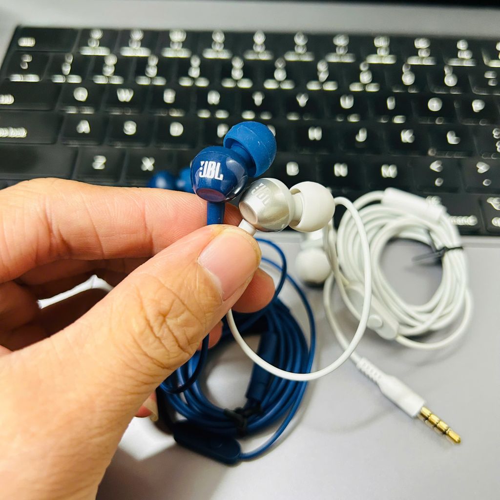 Tai nghe nhét tai có dây In-ear JBL C200SI JBLC200SIU ( ko hộp )
