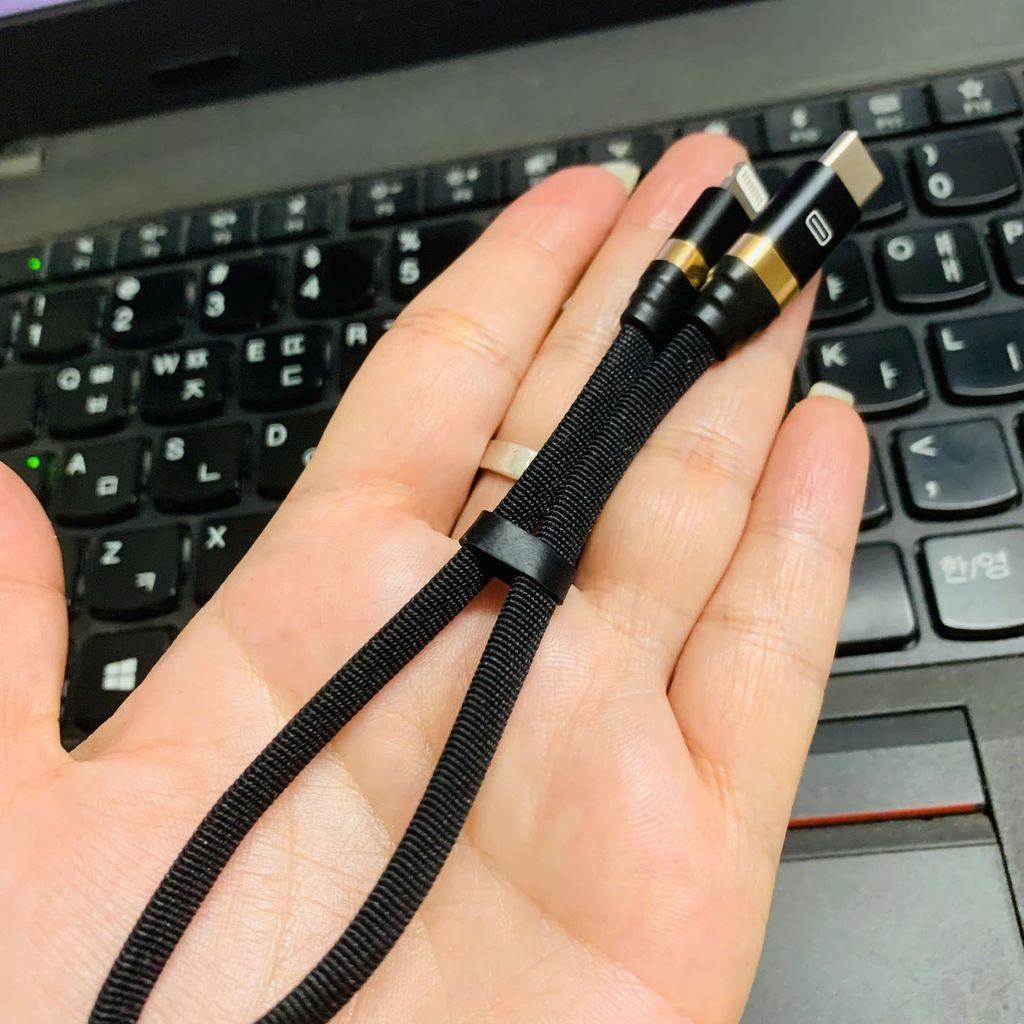 Cáp iphone type C to Ligtning ngắn 20cm sạc 12w có truyền dữ liệu