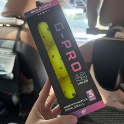 Bóng Pickleball 48 lỗ hộp 3 quả, chính hãng Gold Pick, nhựa nguyên sinh đúc nguyên khối
