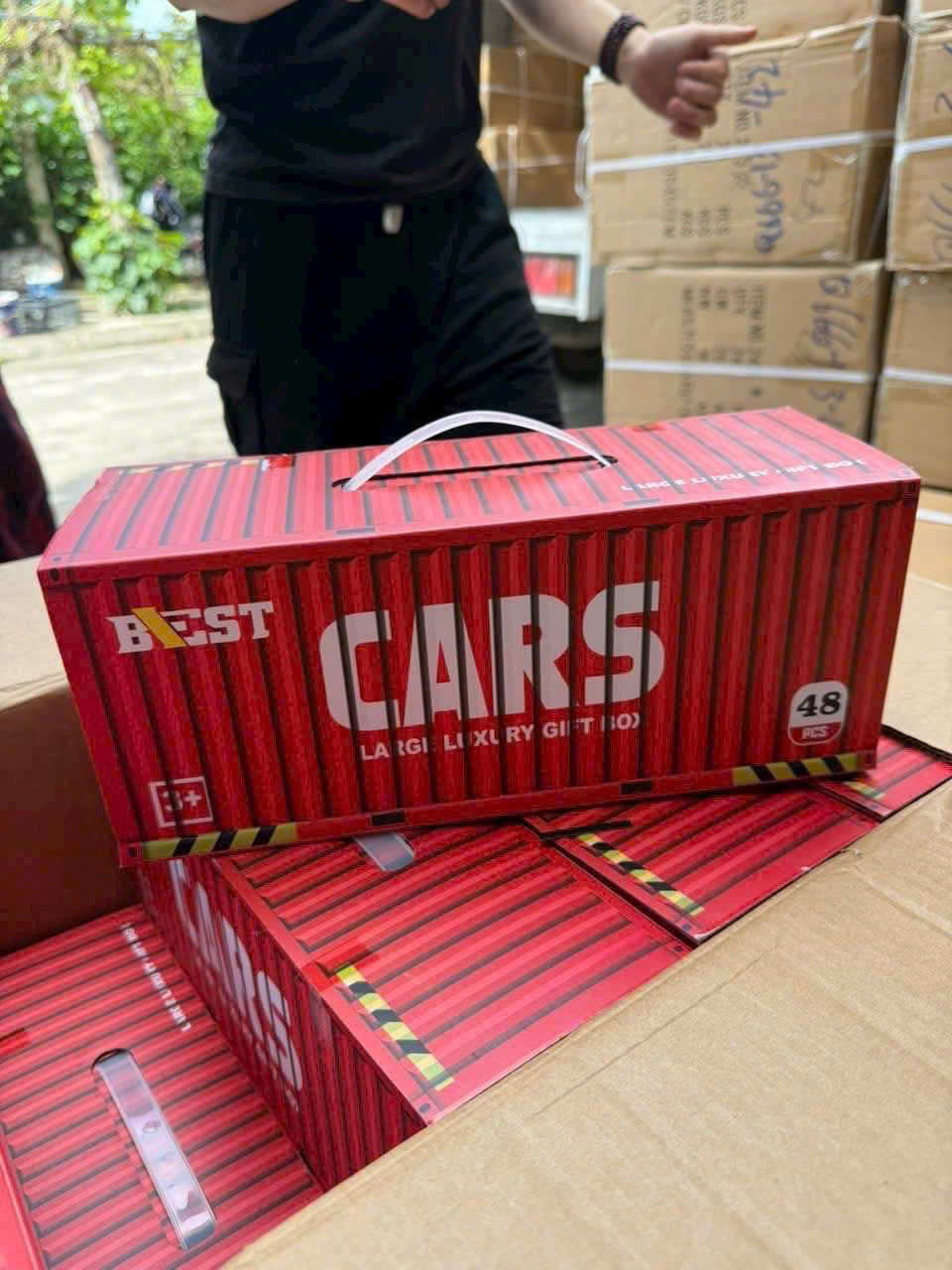 Thùng contener 48 xe ô tô hợp kim