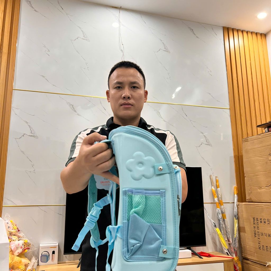 Balo chống gù cho bé màu xanh, giao mẫu ngẫu nhiên - Ảnh 3