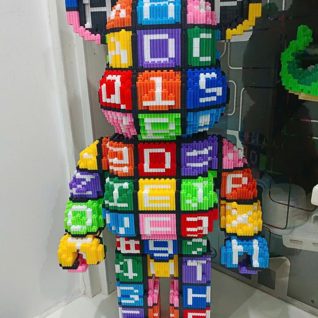 Dọn kho e thanh lý nốt, e còn tầm hơn 100 bộ tất cả các mã lego gấu Bearbrick toàn size to 46-55cm