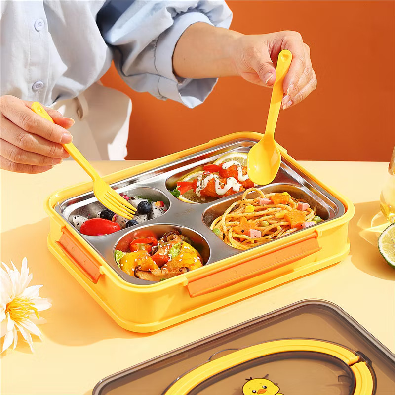 HỘP CƠM RUỘT INOX 4 NGĂN KÈM THÌA DĨA HỌA TIẾT GÀ CON  - Ảnh 3