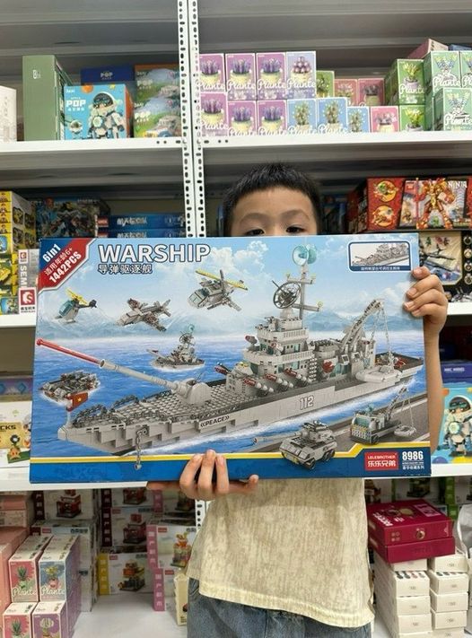 Đồ chơi lắp ghép tàu chiến 1442 chi tiết - Ảnh 2