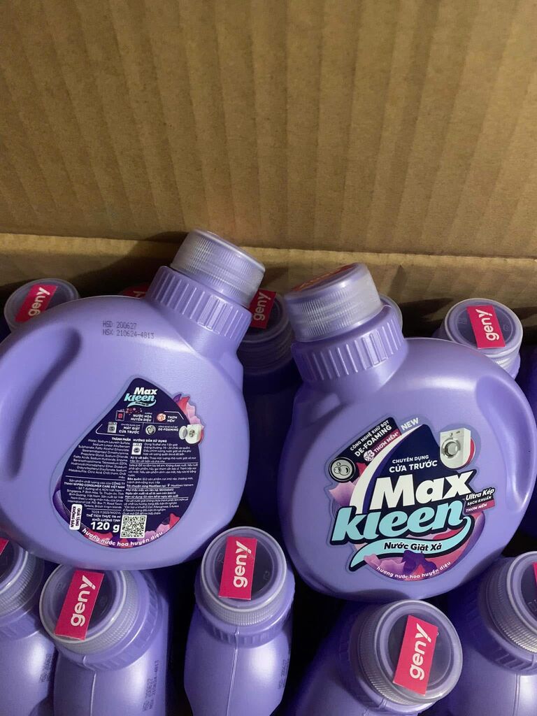 Nước giặt max kleen