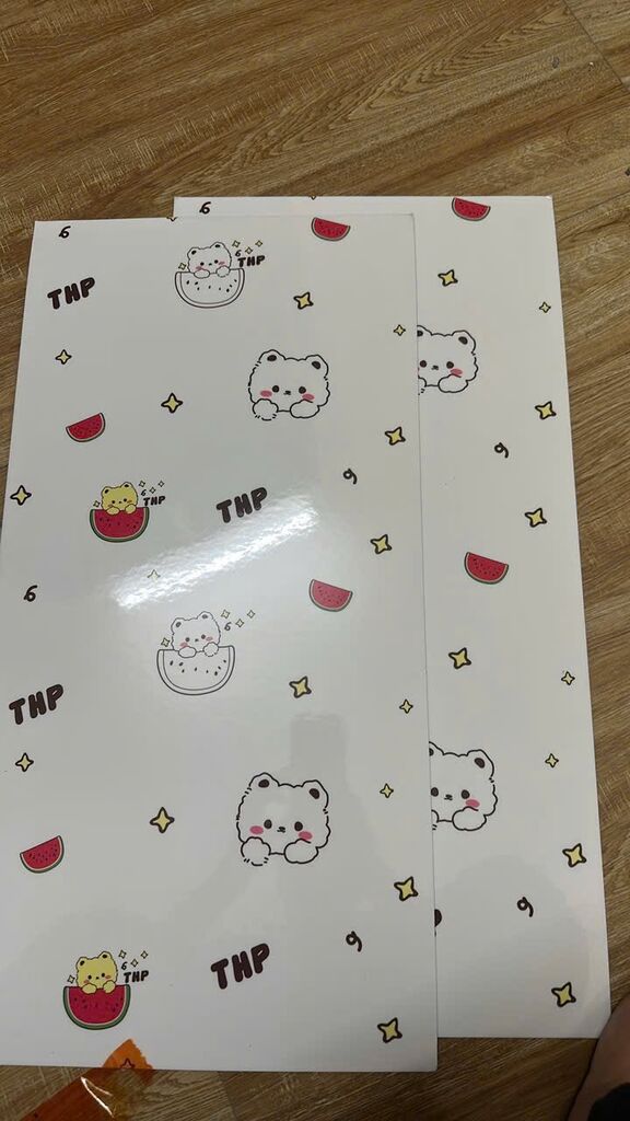 Tấm dán tường - Ảnh 3