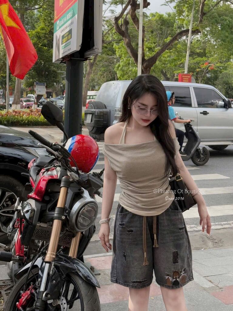 Quần bò jean thêu - Ảnh 4