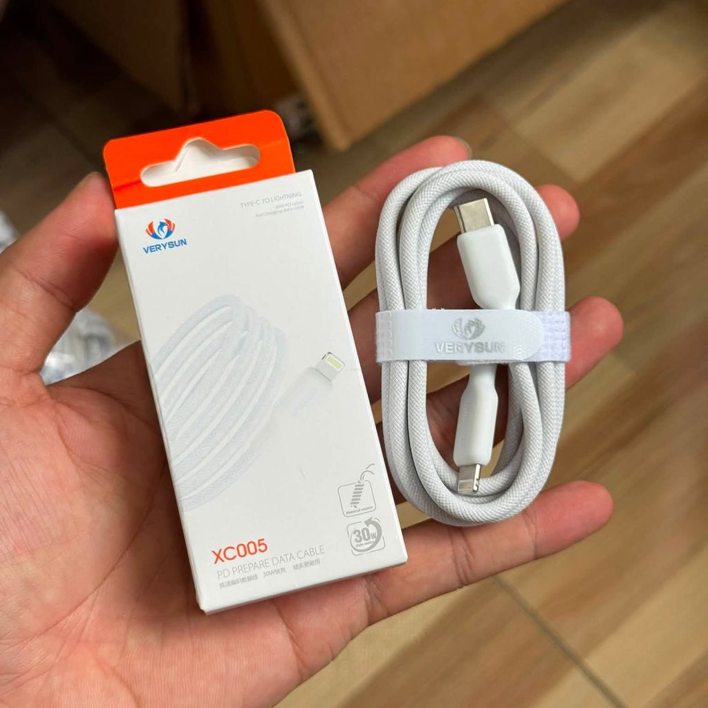 Cáp sạc nhanh bọc dù C to lightning Verysun 30W