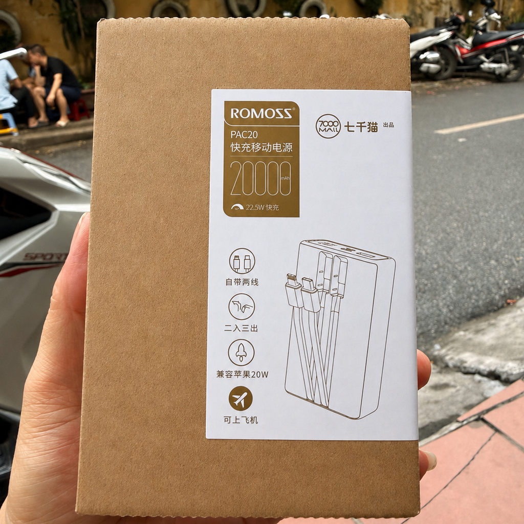 Pin dự phòng Romoss 20000mAh, kèm 2 cáp sạc nhanh TypeC và Lightning