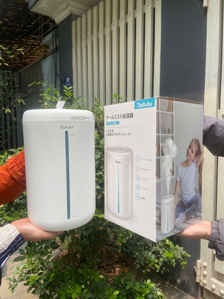 Máy tạo ẩm phun sương, xông tinh dầu TAILULU - kèm đèn ngủ (hàng bán Amazon Nhật)