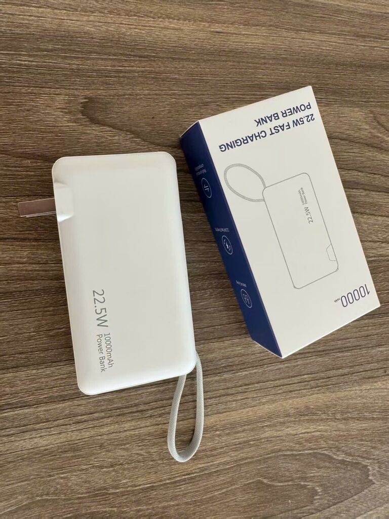 Sạc dự phòng 10.000mAh YQ18 - Sạc nhanh 22.5W, kèm cáp type C