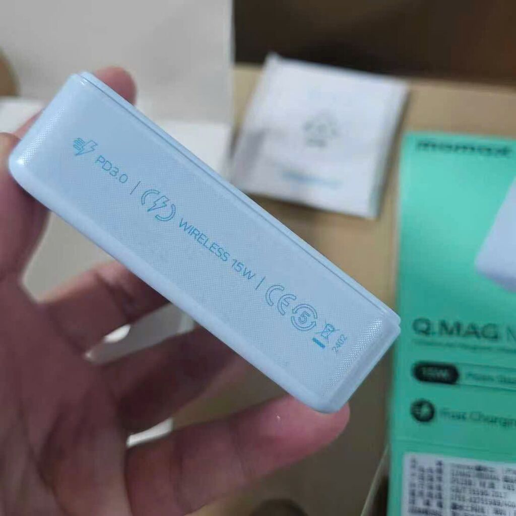 Pin sạc dự phòng từ tính Momax Q.Mag Minimal 2 – 10000mAh - Ảnh 4