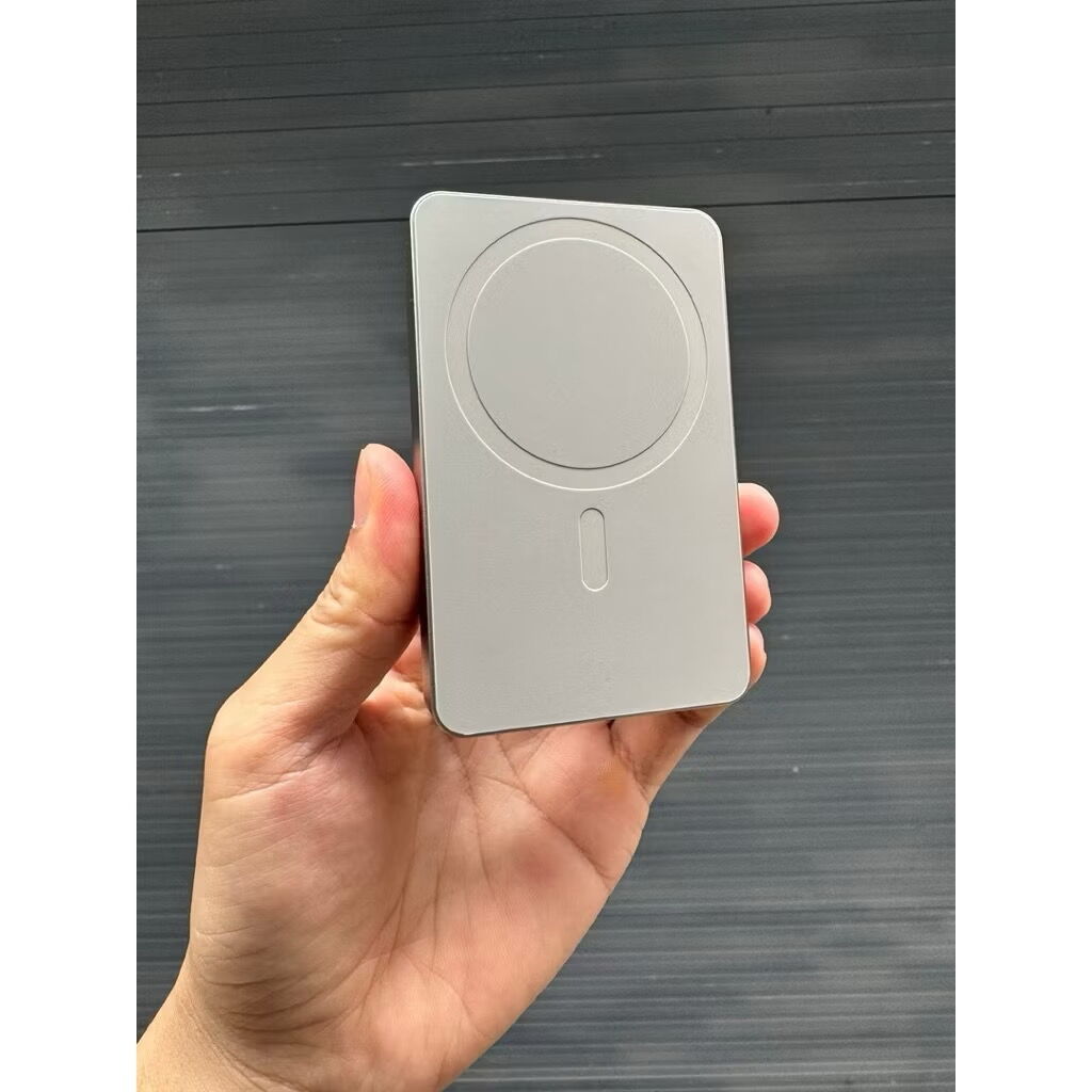 Sạc dự phòng magsafe IFCAT 10.000mAh - nhỏ gọn, tiện lợi