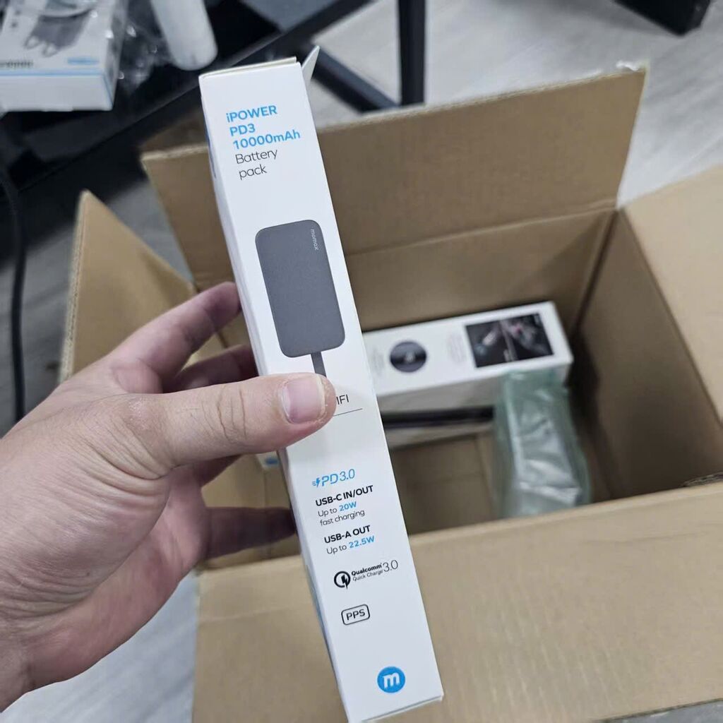 Pin sạc dự phòng Momax iPower PD3 10.000mAh kèm cáp Lighning MFI - Ảnh 8