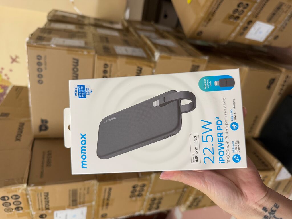 Pin sạc dự phòng Momax iPower PD3 10.000mAh kèm cáp Lighning MFI - Ảnh 9