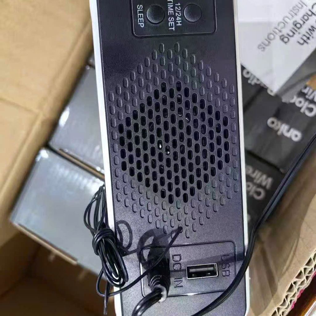 Loa Đài Phát Thanh Đồng Hồ Anko Kiêm Sạc Không Dây - Ảnh 9