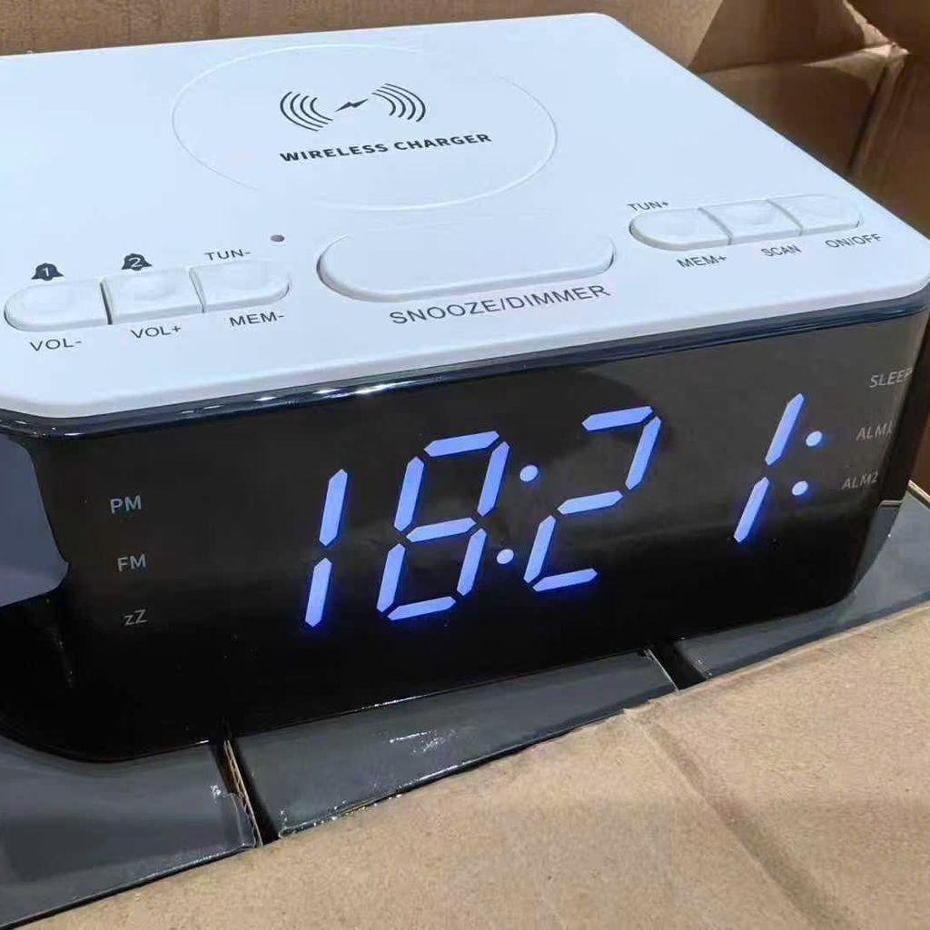 Loa Đài Phát Thanh Đồng Hồ Anko Kiêm Sạc Không Dây - Ảnh 3