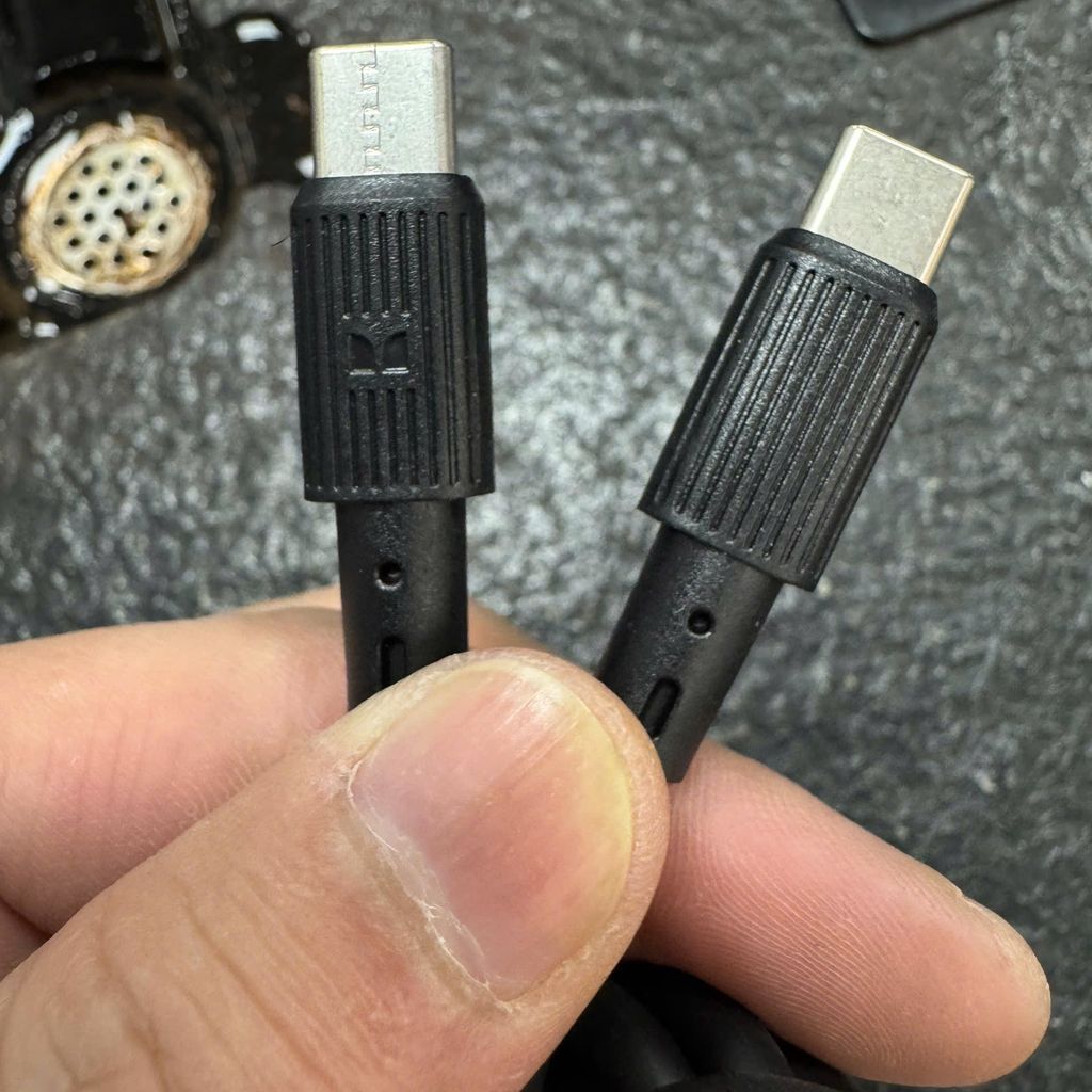 Bộ Sạc Nhanh Đa Năng Monster U Travel 2001 – 20W - Ảnh 4