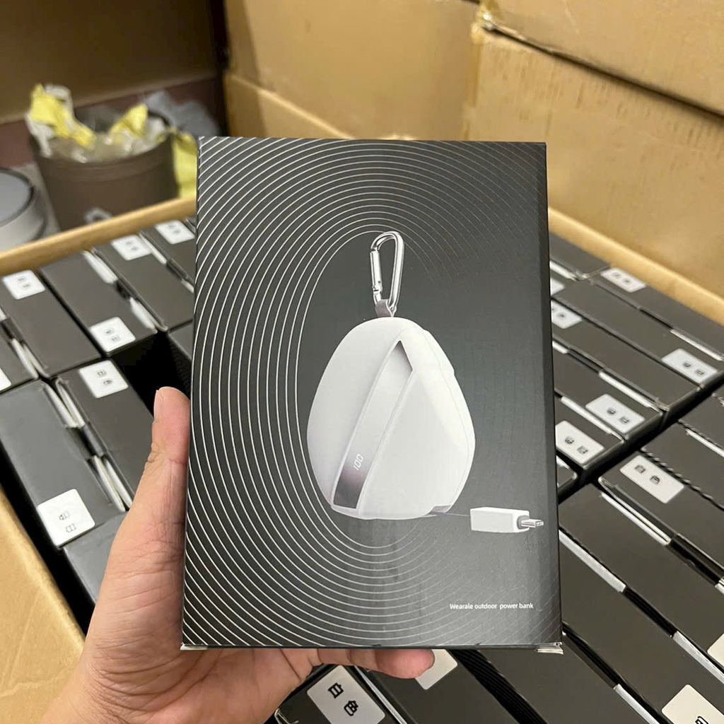  Pin Sạc Dự Phòng HW03 – Công Nghệ Pin Xe Điện 21700, kèm cáp C và đầu chuyển L, đèn Led - màu trắng - Ảnh 3