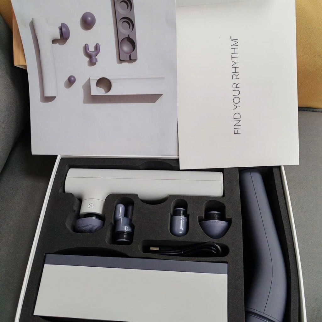 Máy massage cầm tay Lyric Therapeutic (USA) - Màn hỉnh cảm ứng, sạc ko dây - Ảnh 4