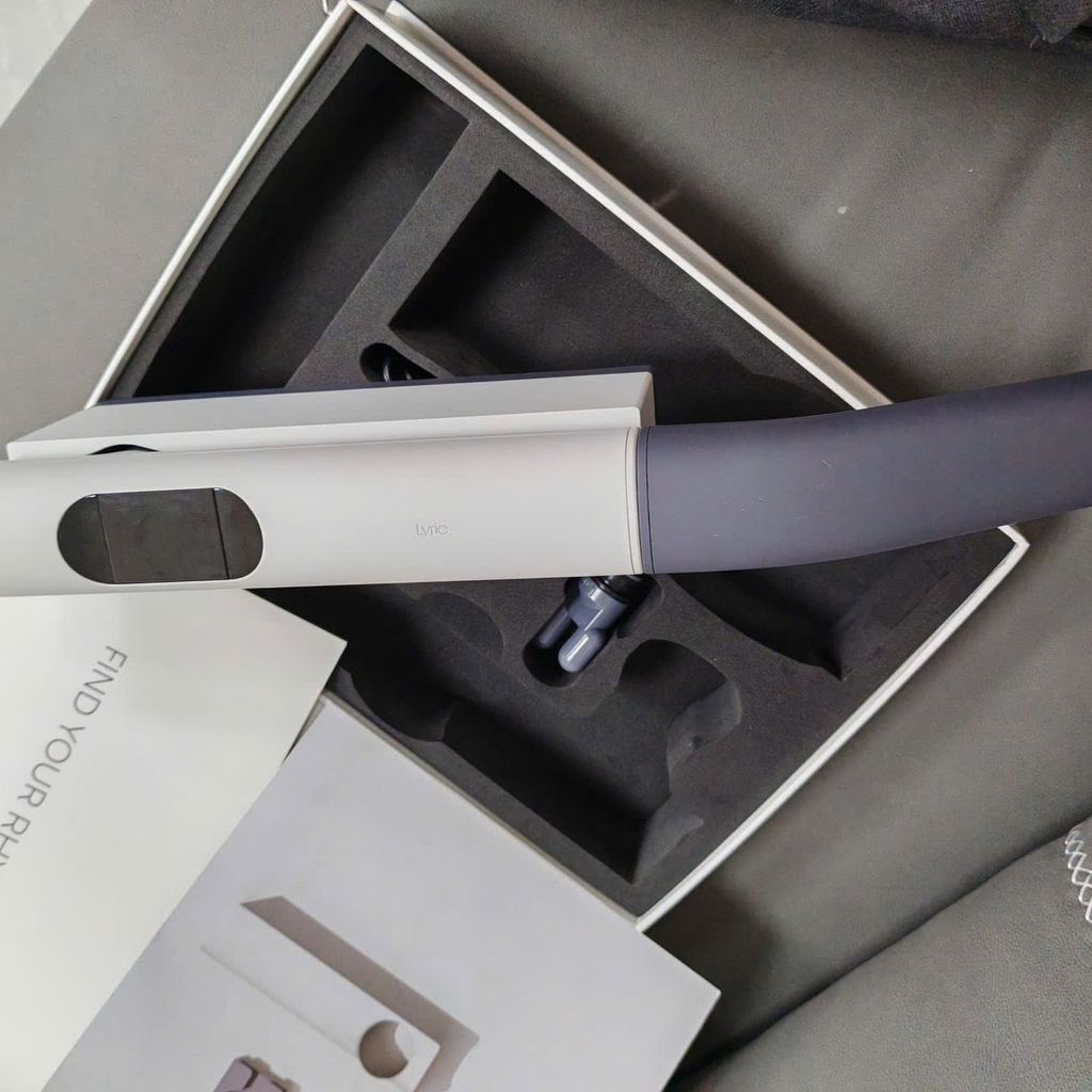 Máy massage cầm tay Lyric Therapeutic (USA) - Màn hỉnh cảm ứng, sạc ko dây - Ảnh 9