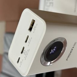 Sạc dự phòng PISEN Pro Digital PowerLap 65W - 30.000mAh (hàng new no box)