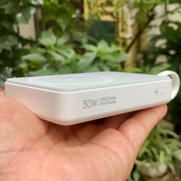Sạc Dự Phòng ROMOSS 10000mAh 30W MagSafe - Tích hợp cáp C-L ,màu Trắng - NO BOX