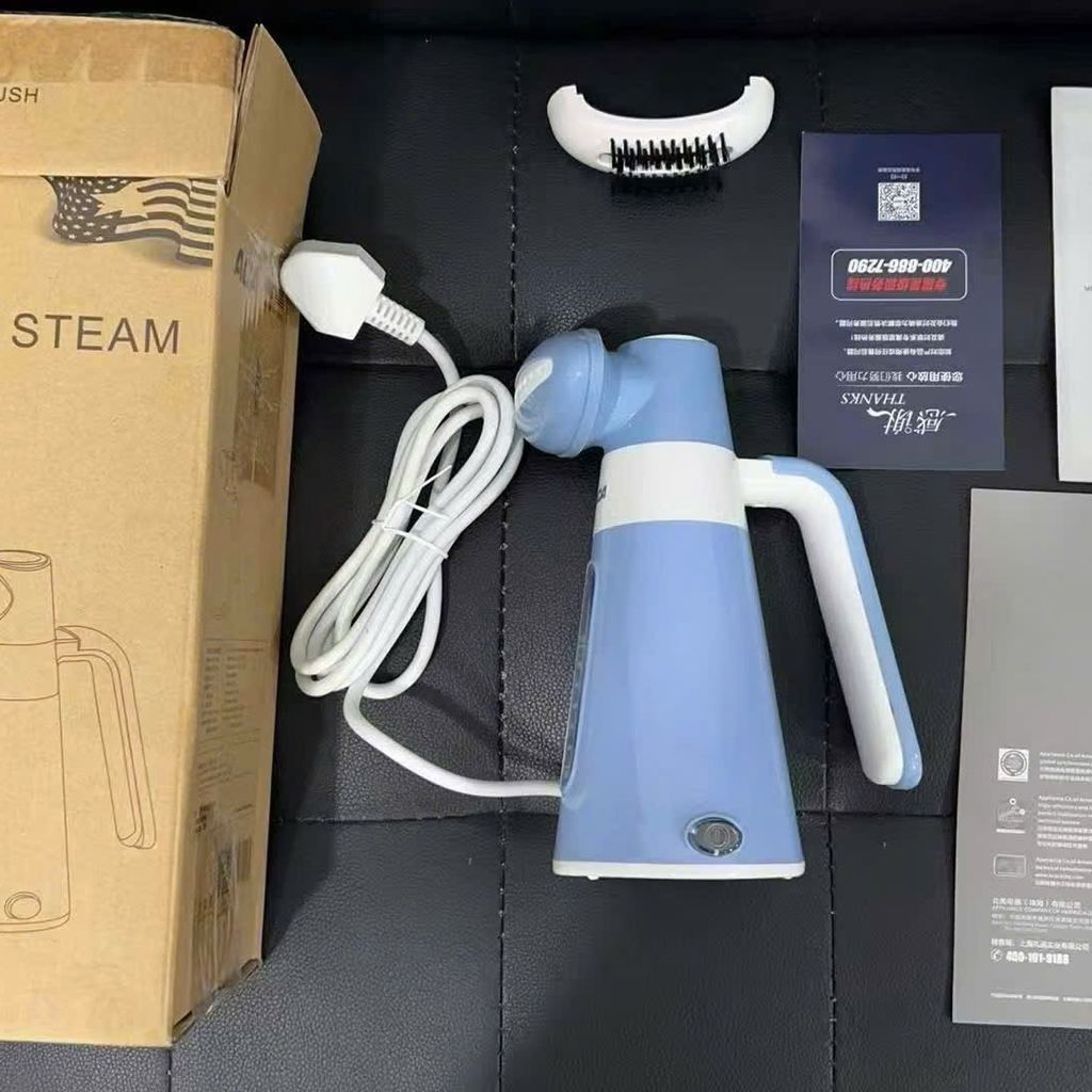 Bàn Ủi Hơi Nước Cầm Tay ACA Siêu Nhẹ Nhỏ Gọn Công Suất 600W thực tế Bàn Ủi Hơi Nước Cầm Tay ACA Siêu Nhẹ Nhỏ Gọn Công Suất 600W - Góc chụp chi tiết thực tế 5