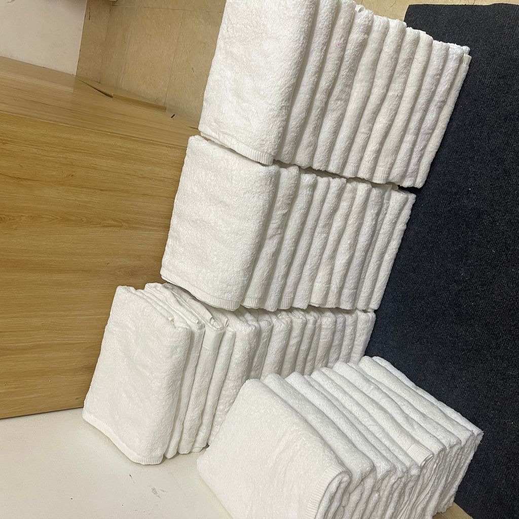 Khăn tắm trắng sợi cotton 100% (260-280g) 60*120cm
