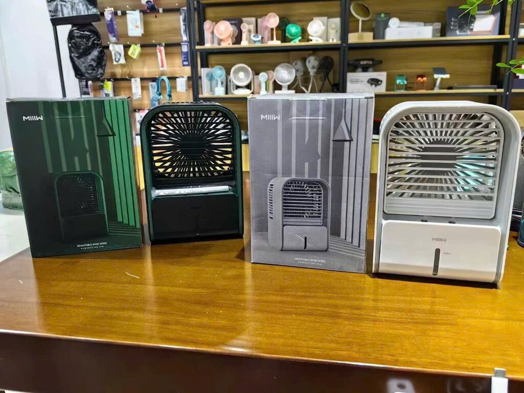 Quạt tích điện phun sương Xiaomi MIIIW LJQ-122