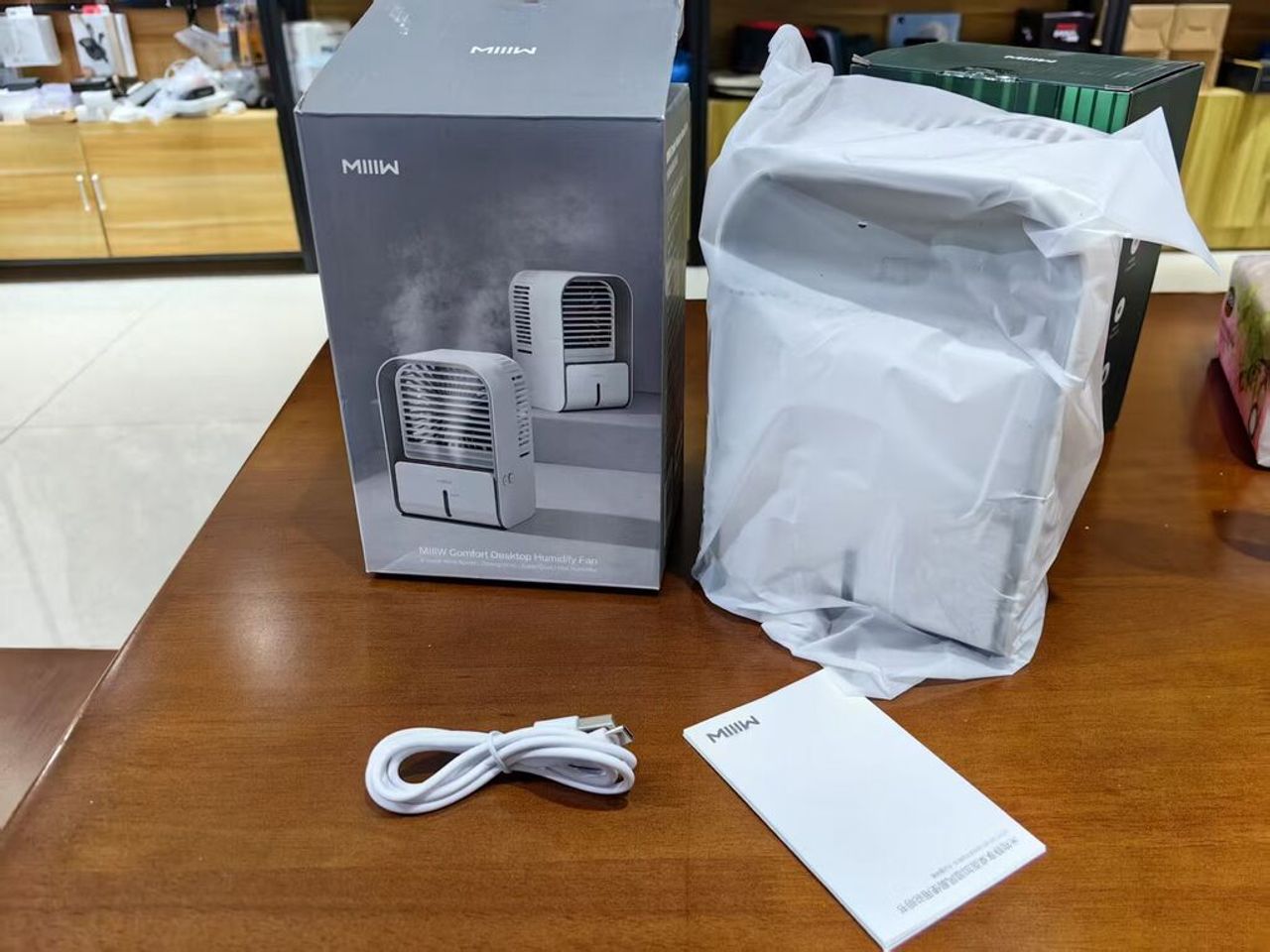 Quạt tích điện phun sương Xiaomi MIIIW LJQ-122 - Tặng bộ 3 túi - Ảnh 3