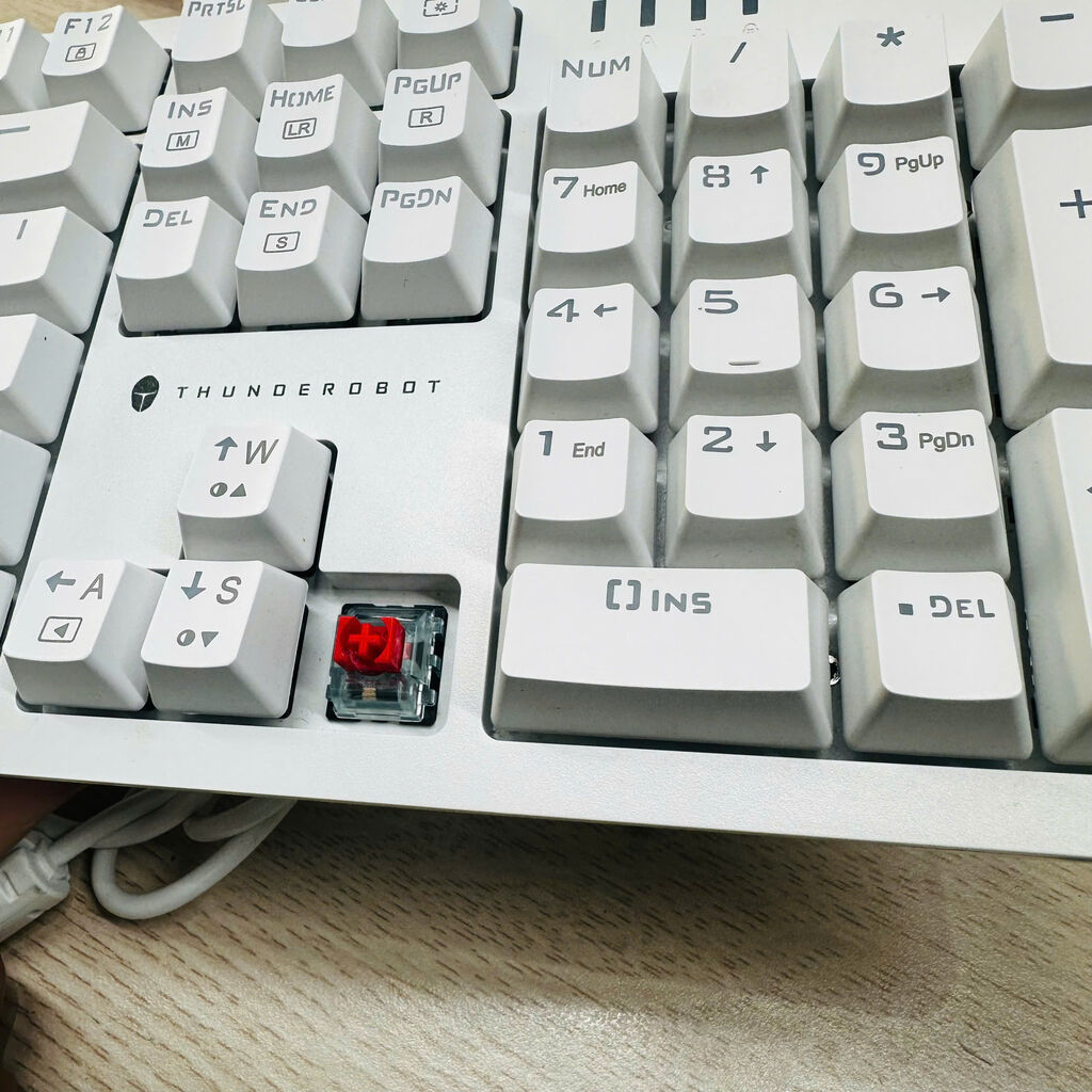 [Bàn phím cơ cũ]  THUNDEROBOT Mã KG3104 đã test và sệ sinh- Đủ 2 màu đen trắng - Ảnh 6