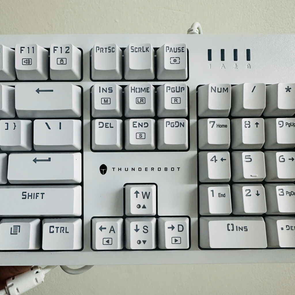 [Bàn phím cơ cũ]  THUNDEROBOT Mã KG3104 đã test và sệ sinh- Đủ 2 màu đen trắng - Ảnh 7