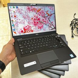 Dell latitude 5300 i7 thế hệ 8 ram 8/16gb ssd 256gb Laptop