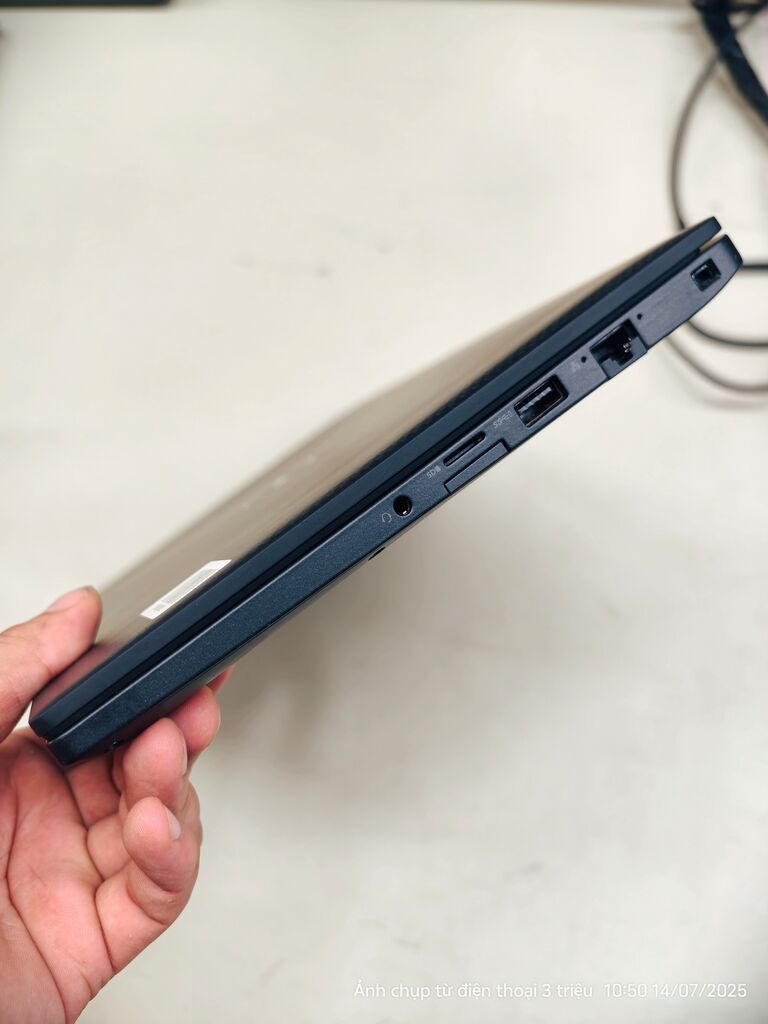 Dell 7390 Laptop - Ảnh 7