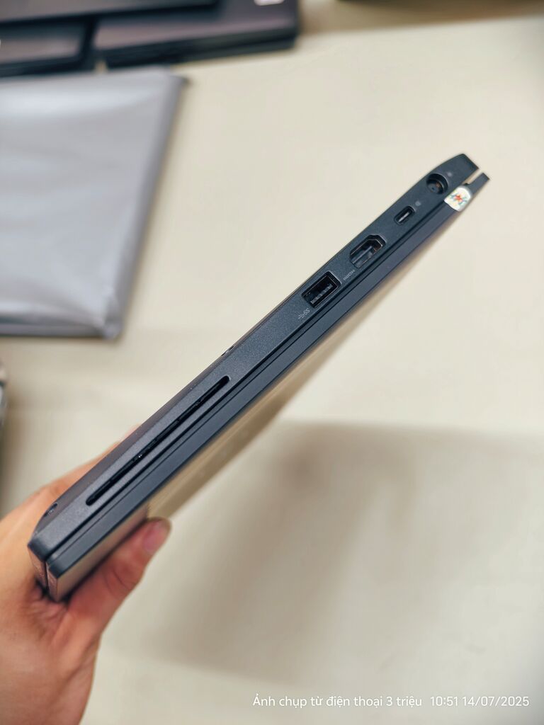 Dell 7390 Laptop - Ảnh 5